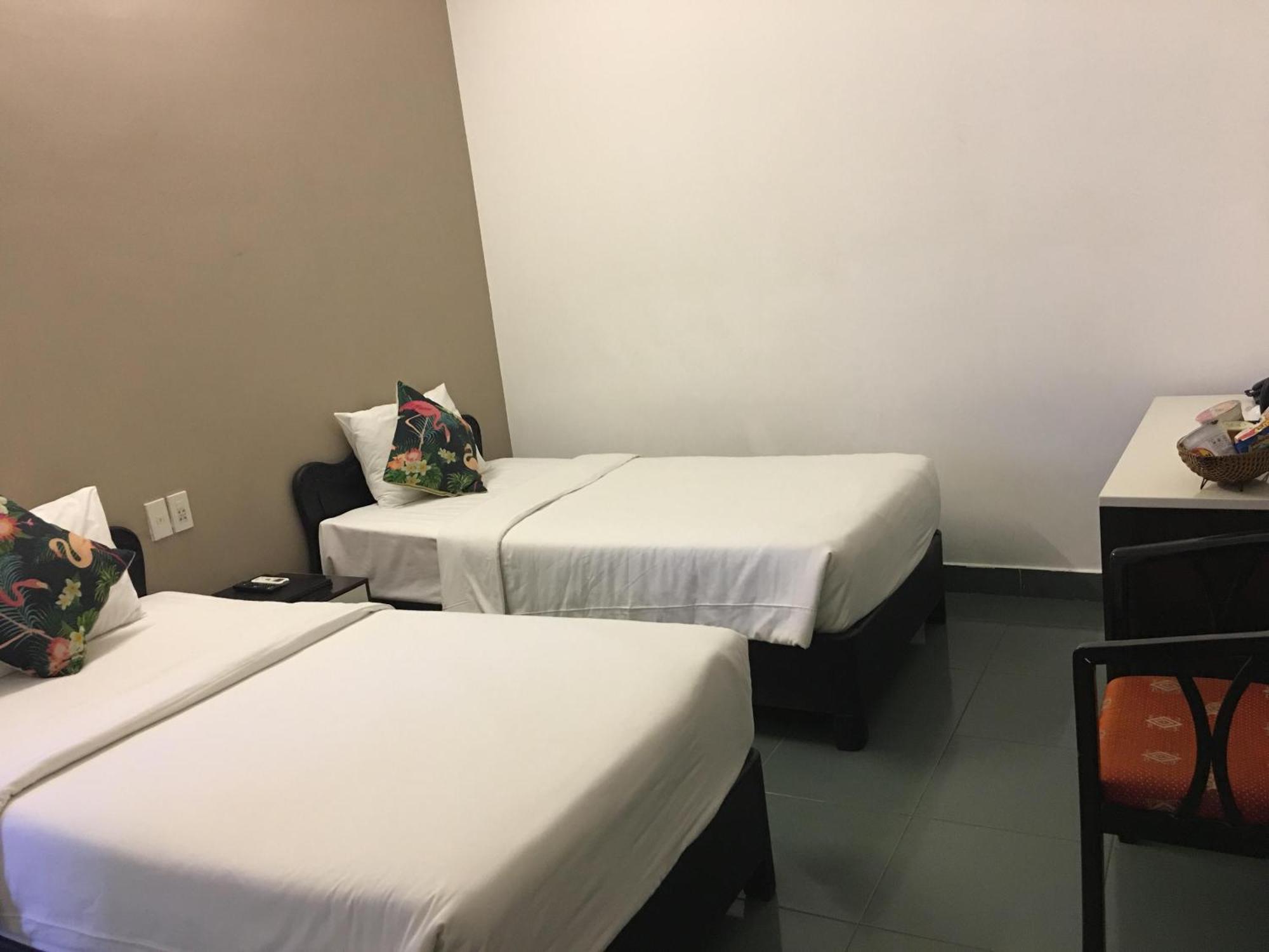 DKD TRIO Hotel Hue Buitenkant foto