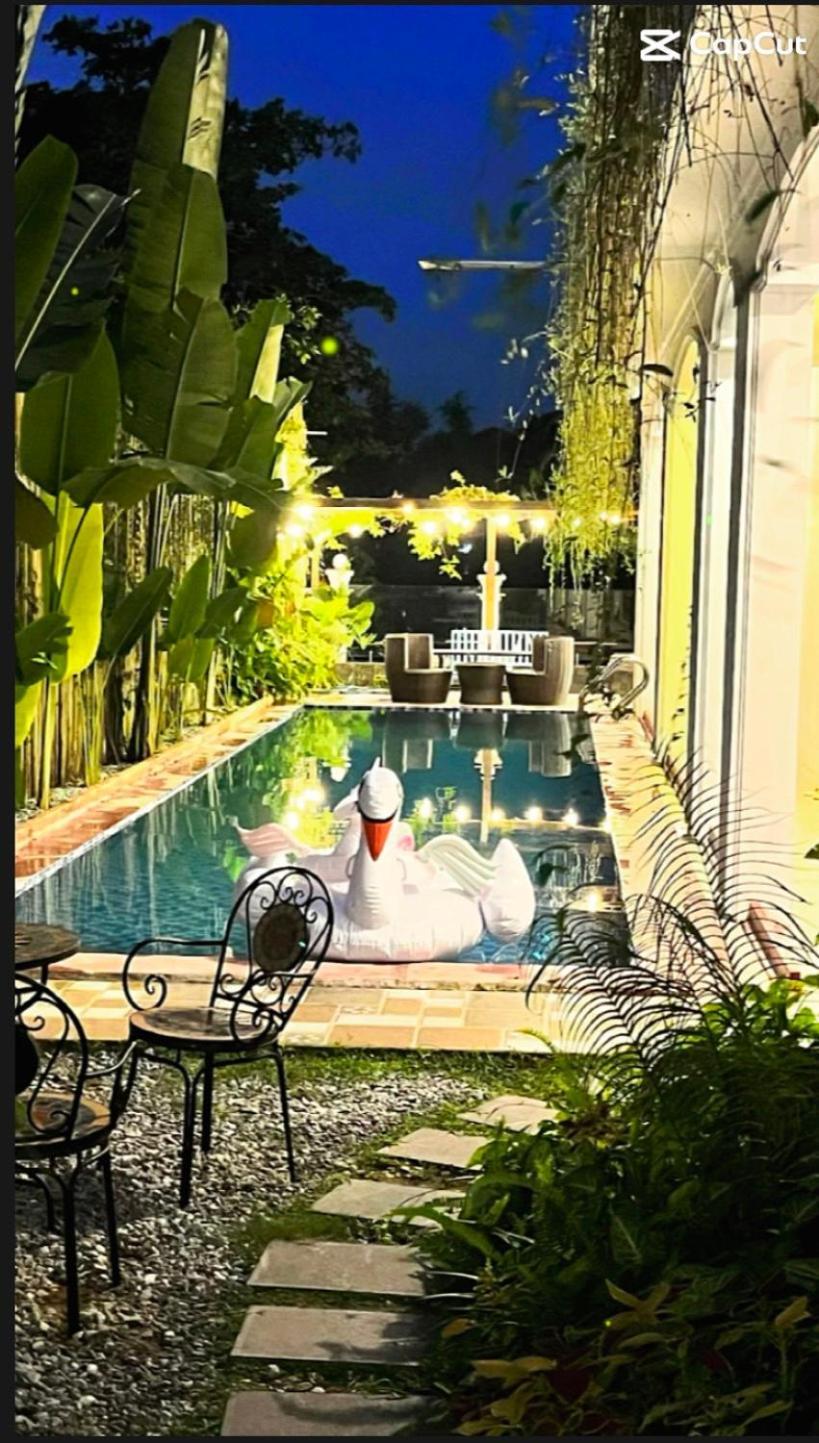 DKD TRIO Hotel Hue Buitenkant foto